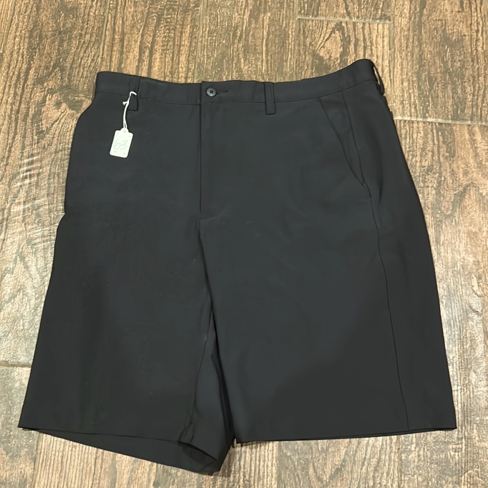 Black size W34 golf shorts FJ